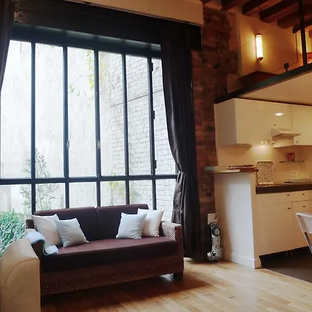 Apartment Dauphine Paris