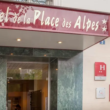 De La Place Des Alpes Hotel