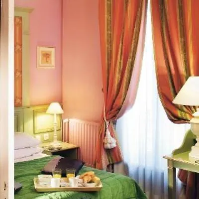 Hotel De Bellevue Gare Du Nord Parijs