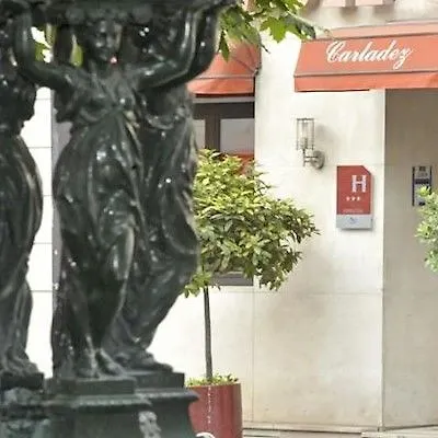 Carladez Cambronne Hotel 3*