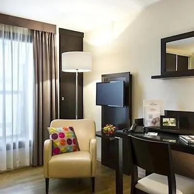Citadines République Appart hôtel 3*