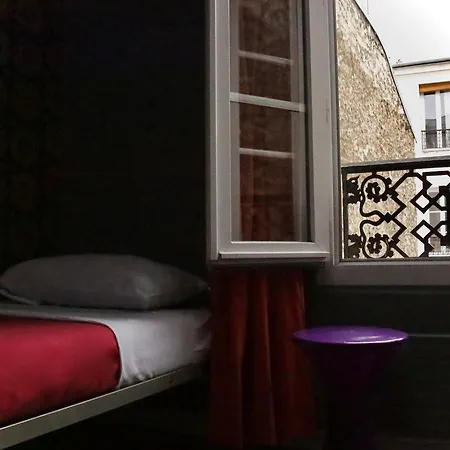 Hostel Woodstock Montmartre By Hiphophostels