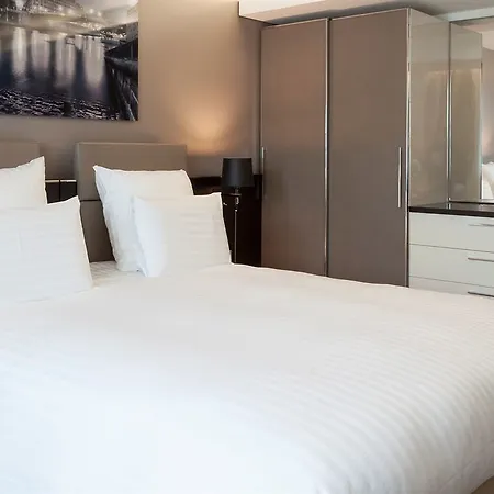 Ac Porte Maillot By Marriott