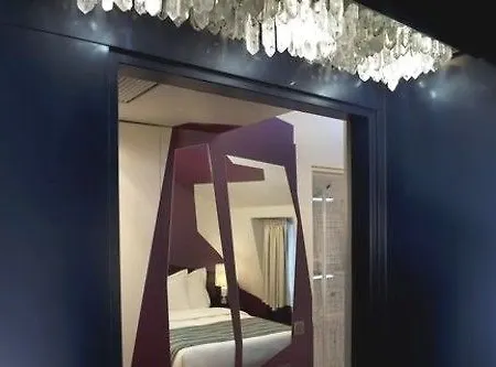Private - Champs-elysees Appartement Parijs