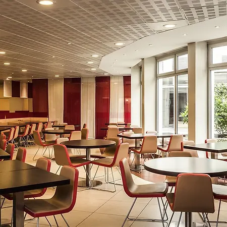 Hotel Ibis Montmartre Sacre-coeur