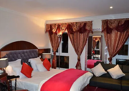 Regina Montmartre 3* פריז