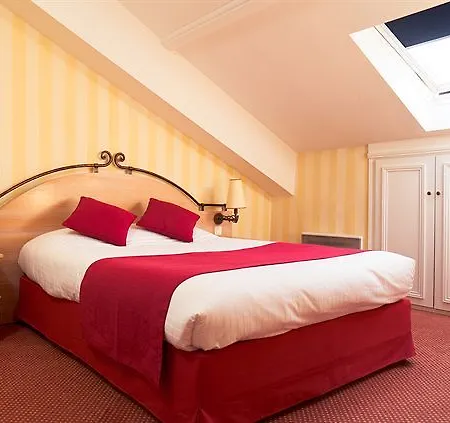 Delambre Hotel