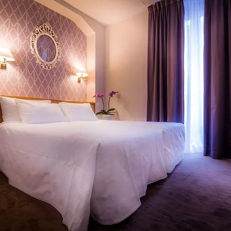 Royal Opera 3* Paris