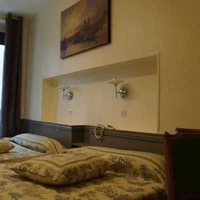 Hotel Apollo Opéra 3*
