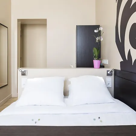 Hotel Bastille 2*