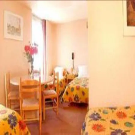 Caravelle Hotel 3*