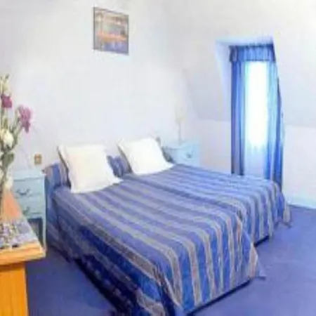 Caravelle Hotel 3*