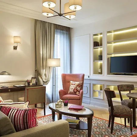 Ascott Arc De Triomphe 4*