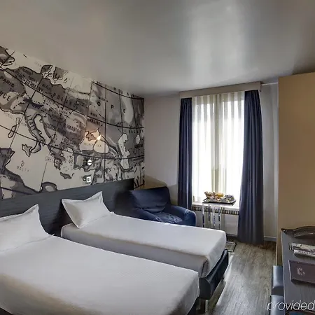 Hotel Vivaldi Puteaux