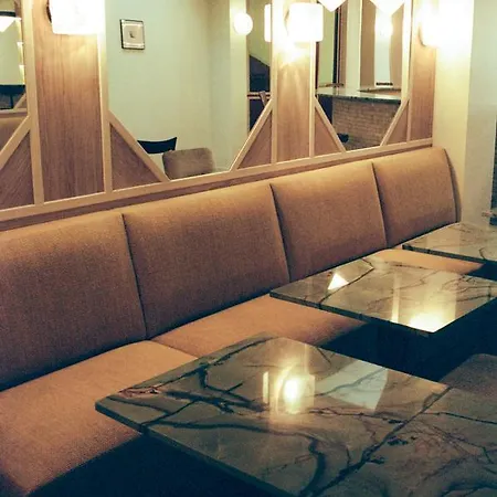 Hotel Habituel