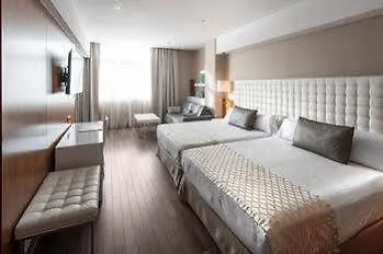 Aparthôtel Adagio Access Bastille 2*