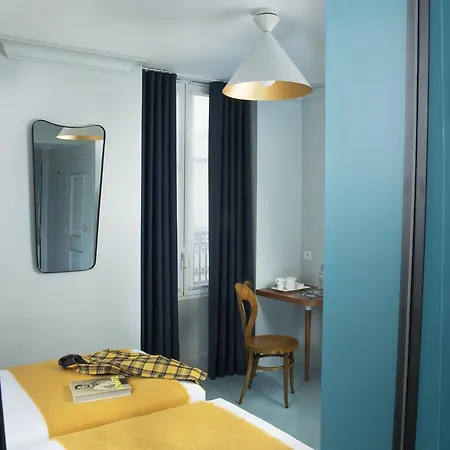Céleste Batignolles Montmartre 4*