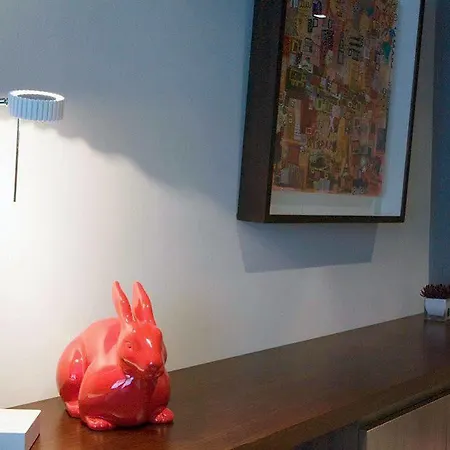 33 Marbeuf Aparthotel 4*