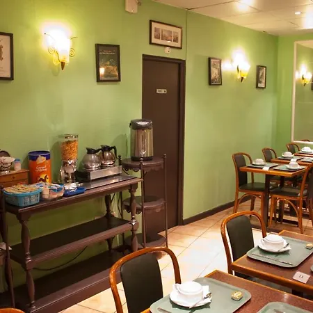 Hotel Cambrai 2*