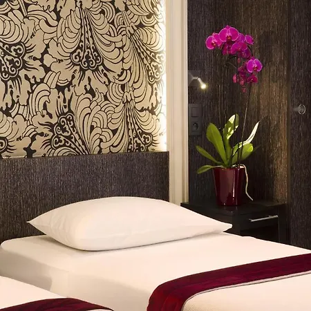 Central Hotel Paris Paříž