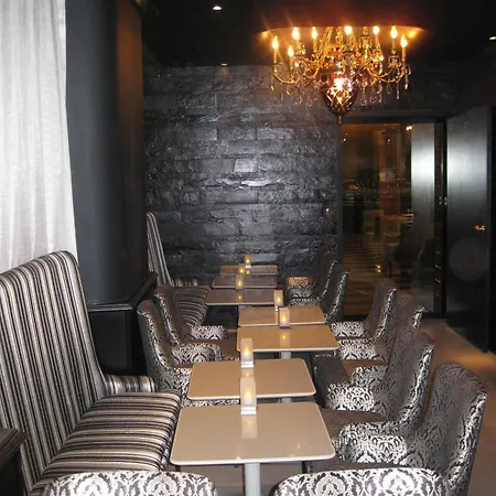 Otel Lumen Louvre 4*
