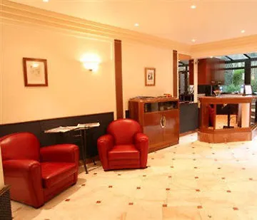 Pavillon Saint Louis Bastille 3*