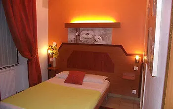 Le Nouvel Du Théâtre 3*