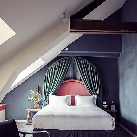 Отель Grands Boulevards Experimental 4*