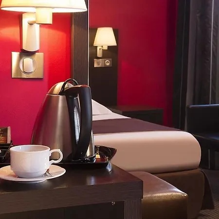 Hotel Sophie Germain 3*