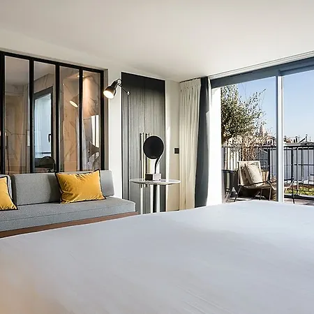 Laz' Urbain 4* Parigi