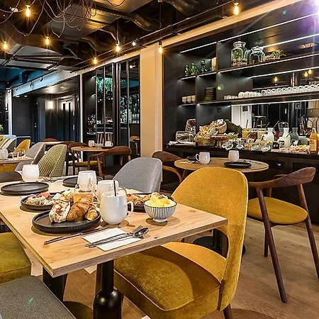 Laz' Urbain 4* Parigi