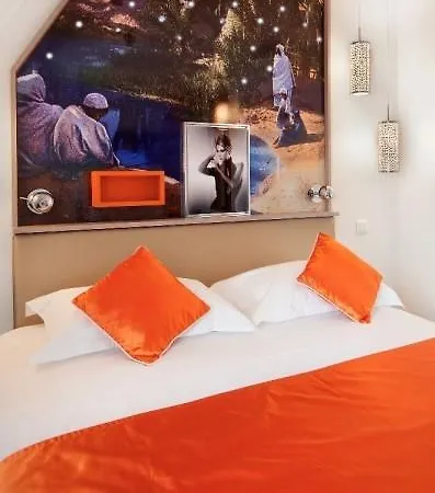 Mayet 3* Paris