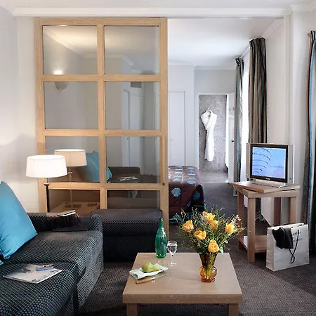 La Du Roy Champs Elysees 4* Parigi