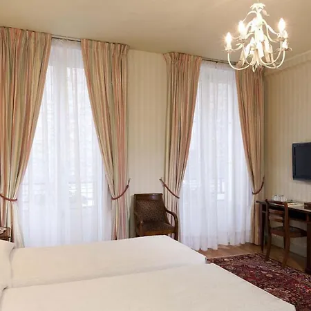Du Palais Bourbon 3* Paris
