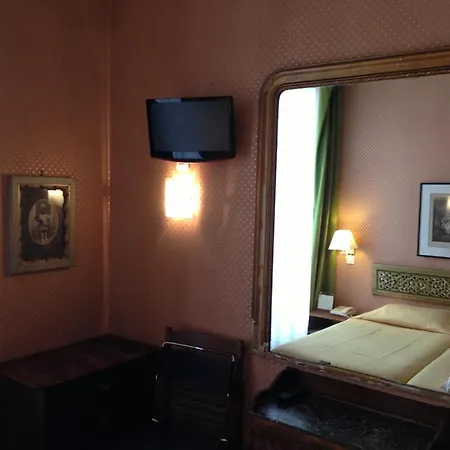 Agora Hotel Parigi