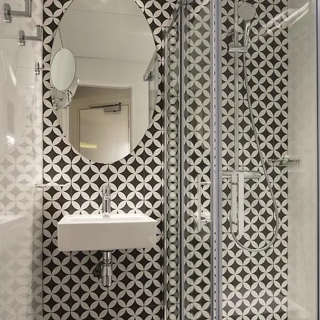 Nouvel Eiffel Hotel Parigi