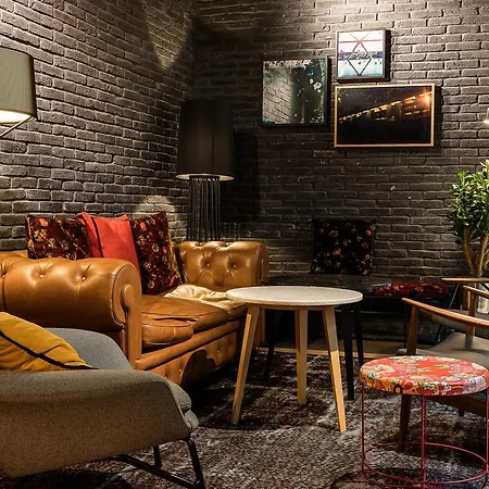 Hotel Laz' Urbain