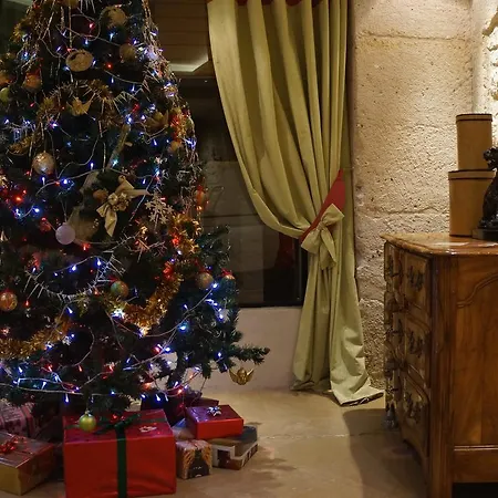 Le Relais Medicis Hotel