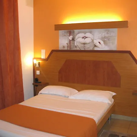 Hotel Le Nouvel Du Théâtre 3*