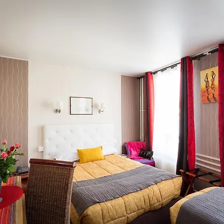 Voltaire Hotel