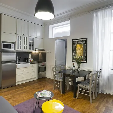 Las Cases Apartment