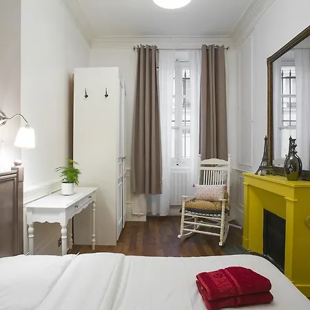 Las Cases Apartment