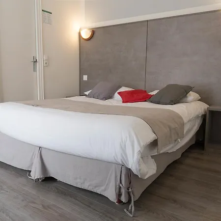 Panam Gambetta- Place Gambetta-mairie Du 20 Emme Hotel