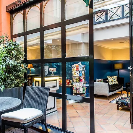 Jardin Le Brea Hotel Parijs