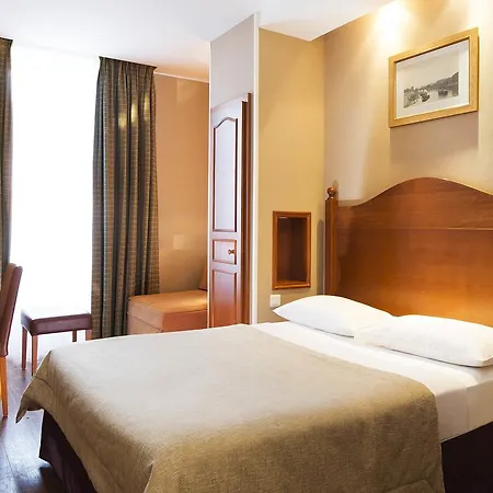 Central Hotel Paris Hotel 3*