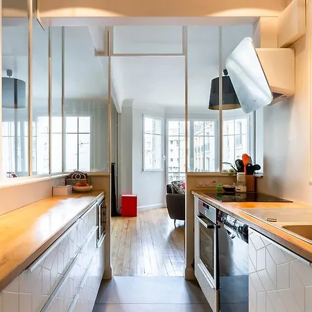 Veeve - Retro Chic In Petit Montrouge