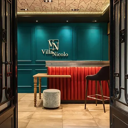Hotel Nicolo - Tour Eiffel 3*