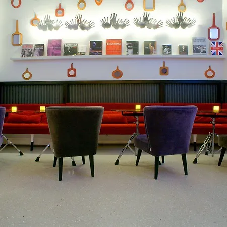 Hotell Du Triangle D'or