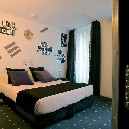 Du Triangle D'or Hotell Paris