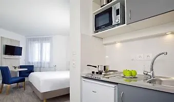 Sejours & Affaires Paris-davout 3* Párizs